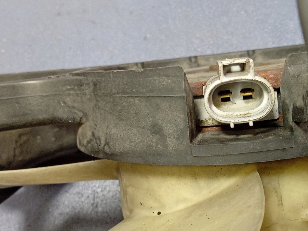 фото №6, Rav4 ii 2.0 d-4d вентилятор радіатора 122750-6201