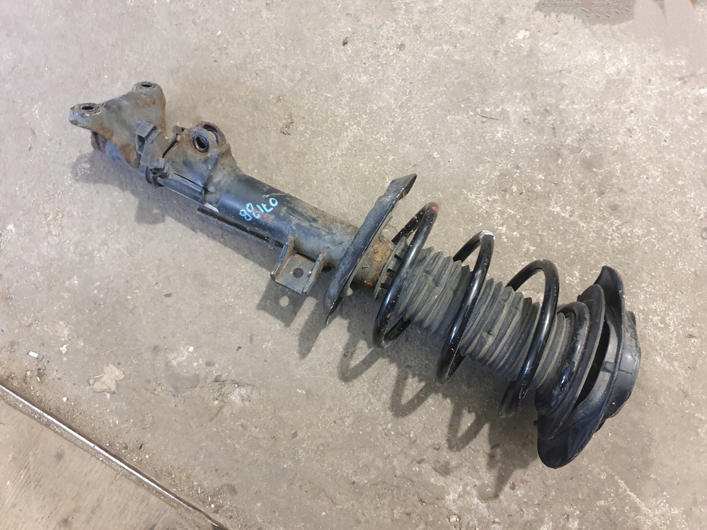 фото №1, Mercedes cls c218 w218 11-18 амортизатор перед l/r