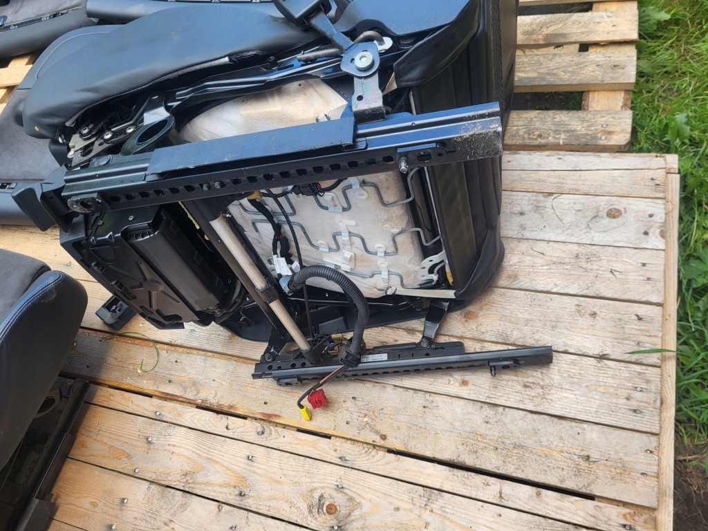 фото №12, Сидіння + обшивки заднє сидіння audi a4 b6 s line pół шкіра алькантара комплект