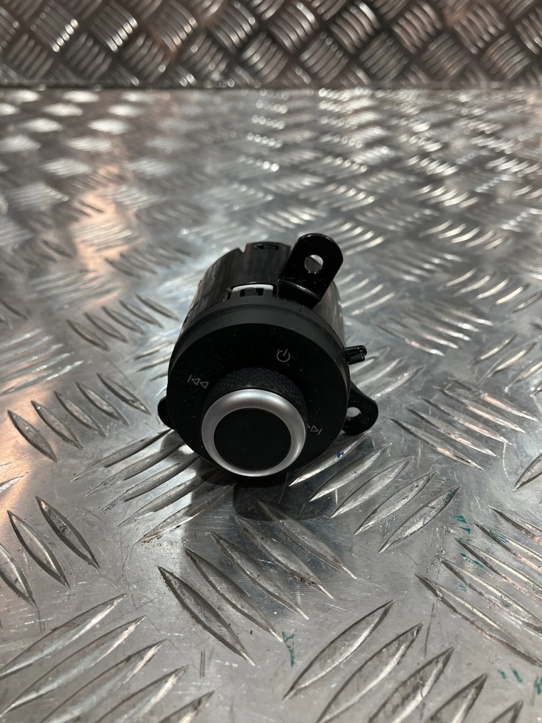 фото №1, Ручка панель управление радио alfa romeo giulia 15-