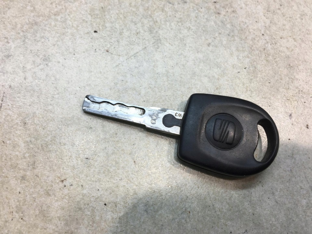 фото №13, Замок запалювання ручка вкладиш замка cordoba ii 4b0905851c