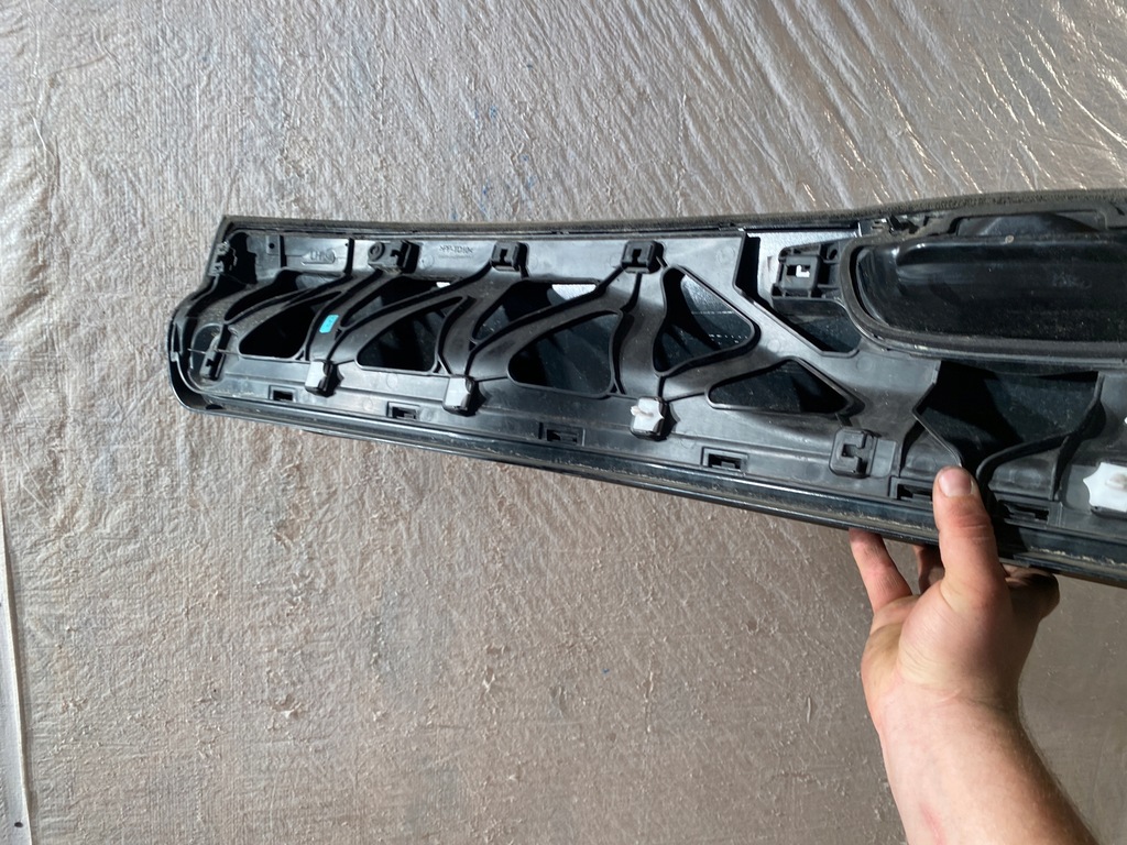 фото №7, Ford galaxy mk4 накладка кришки багажника задня задня