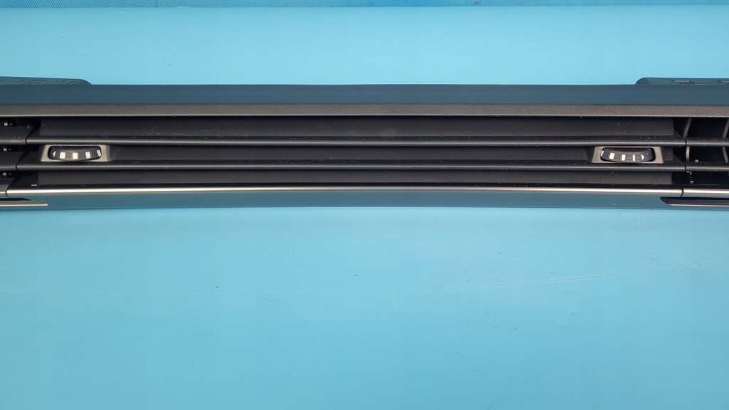 фото №10, Peugeot 308 iii p5 21r панель средний решётки обдув 9836041180 9837700380