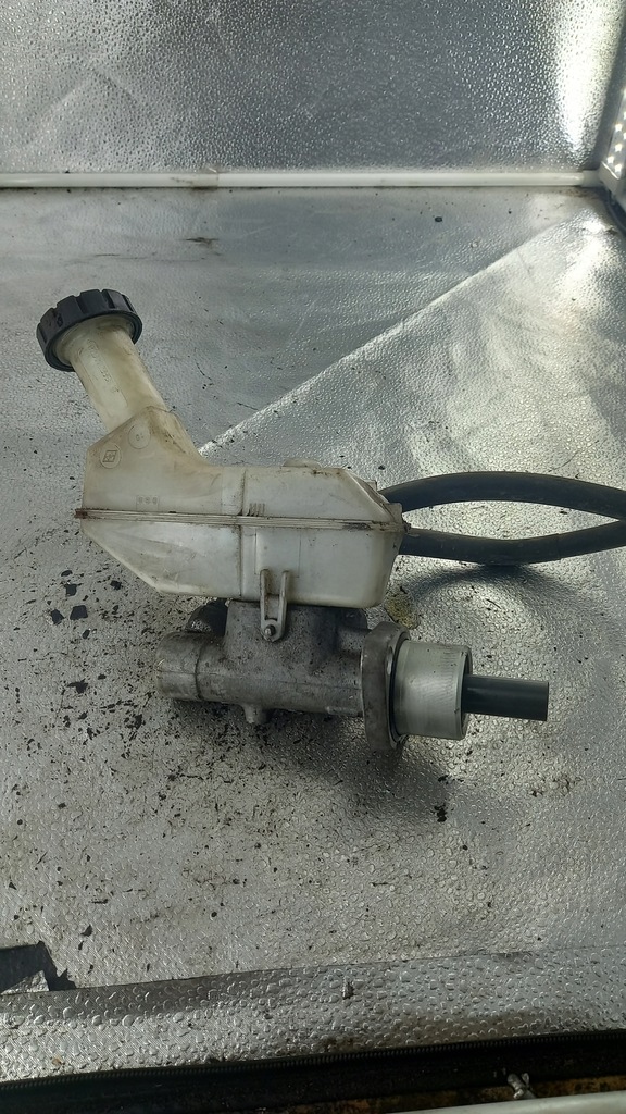 фото №3, Помпа тормозная renault clio 8200129956b