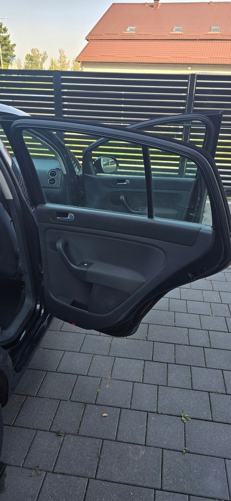 фото №1, Прокладка дверь na дверь задняя vw golf 5 plus 2003-2009