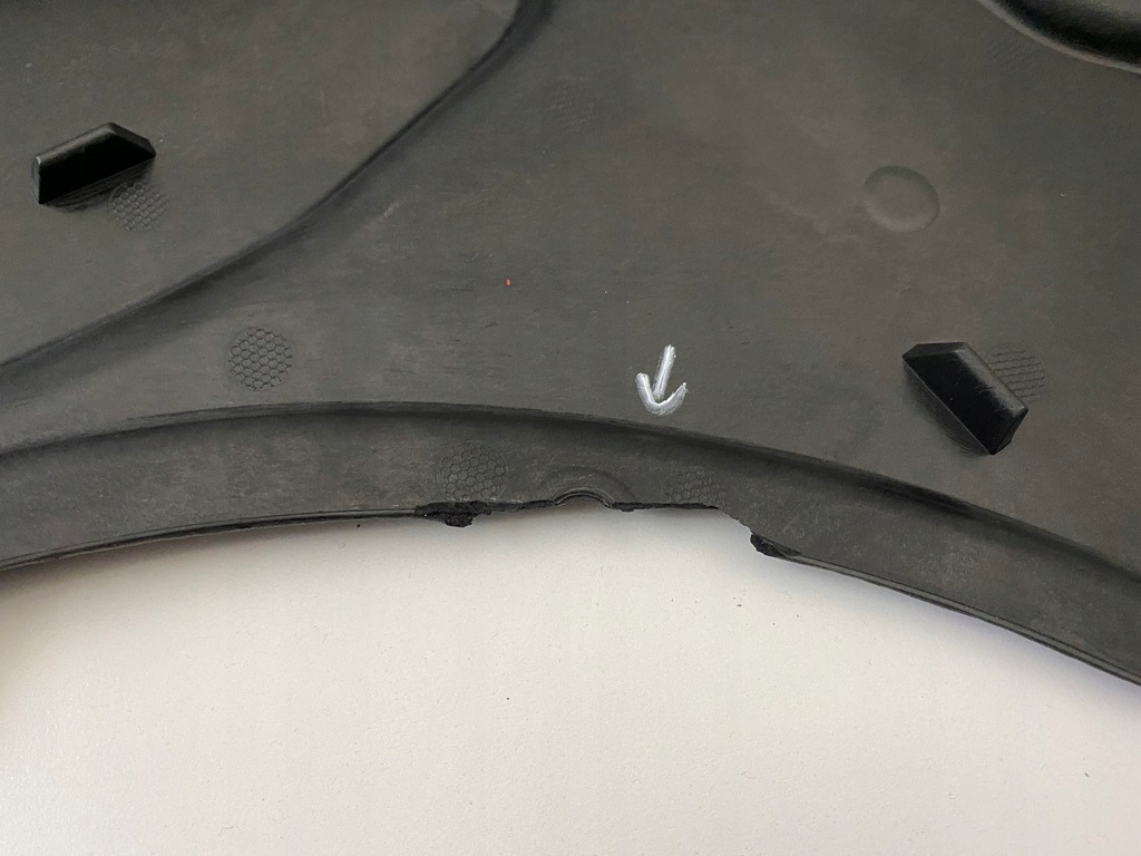 фото №3, Audi r8 4s0 левая защита дверь 4s0837103a