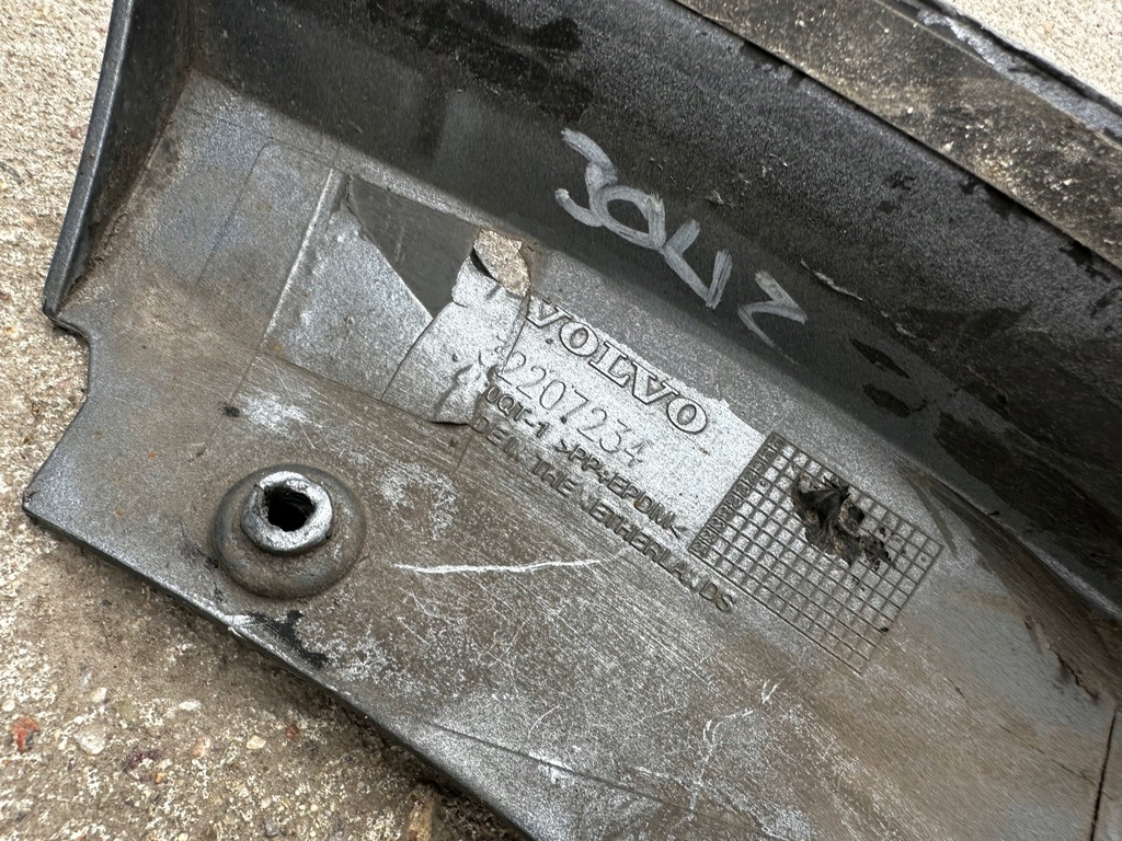 фото №12, Накладка бампера перед 32207234 volvo s90 v90