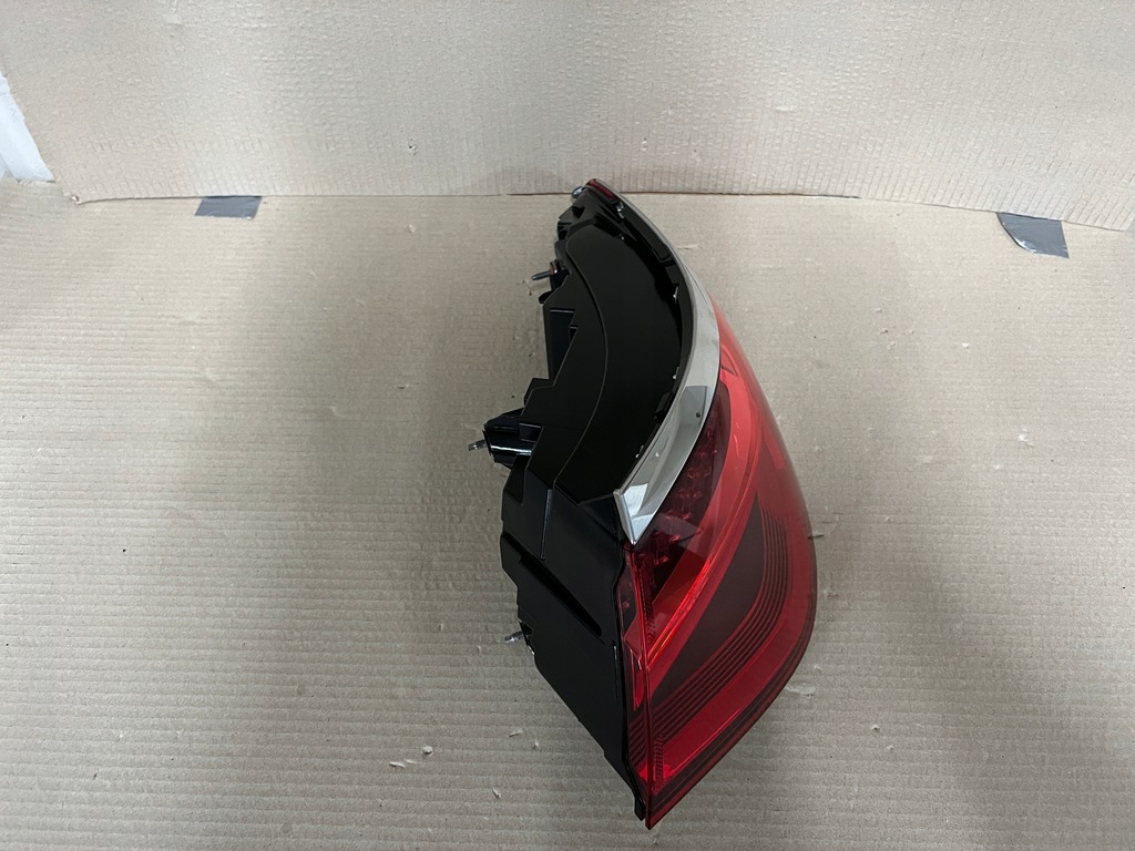 фото №5, Mercedes s klasa w223 лампа задня задня права led!