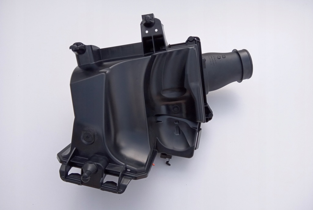 фото №9, Корпус фильтр воздуха infiniti qx30 q30 mercedes