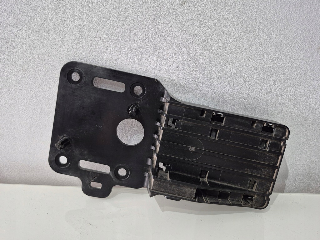 фото №1, Ford mustang mach-e 20- радар кронштейн радара перед оригинальные