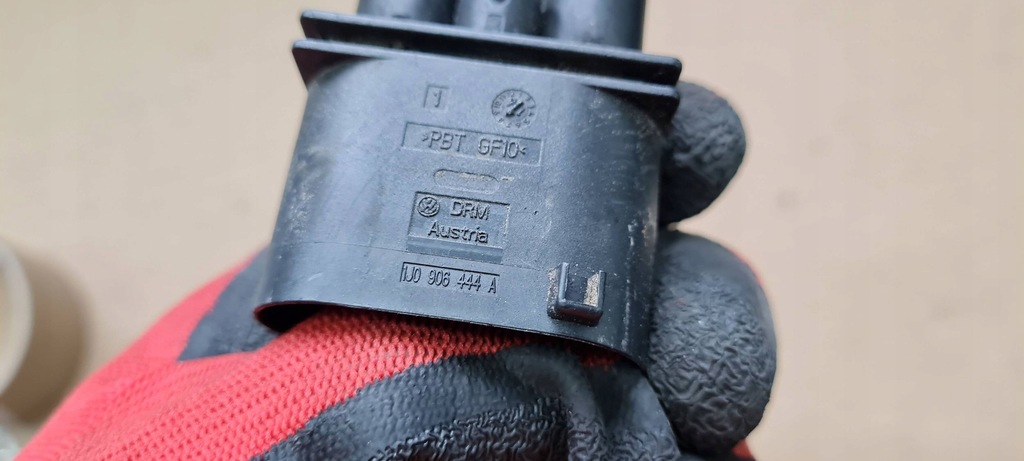 фото №10, A5 8w штекер колодка wentylatora1j0906444a a4 b9 8w