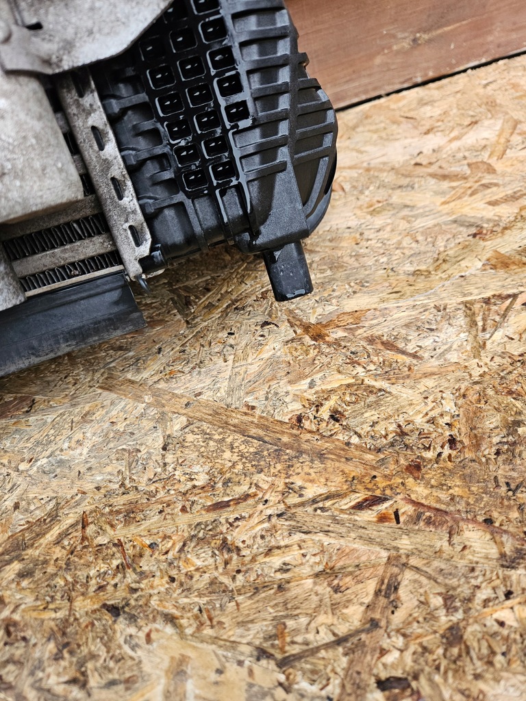 фото №9, Комплект радиатор vw golf vi plus lift 1.4tsi cav 1k0121251dn