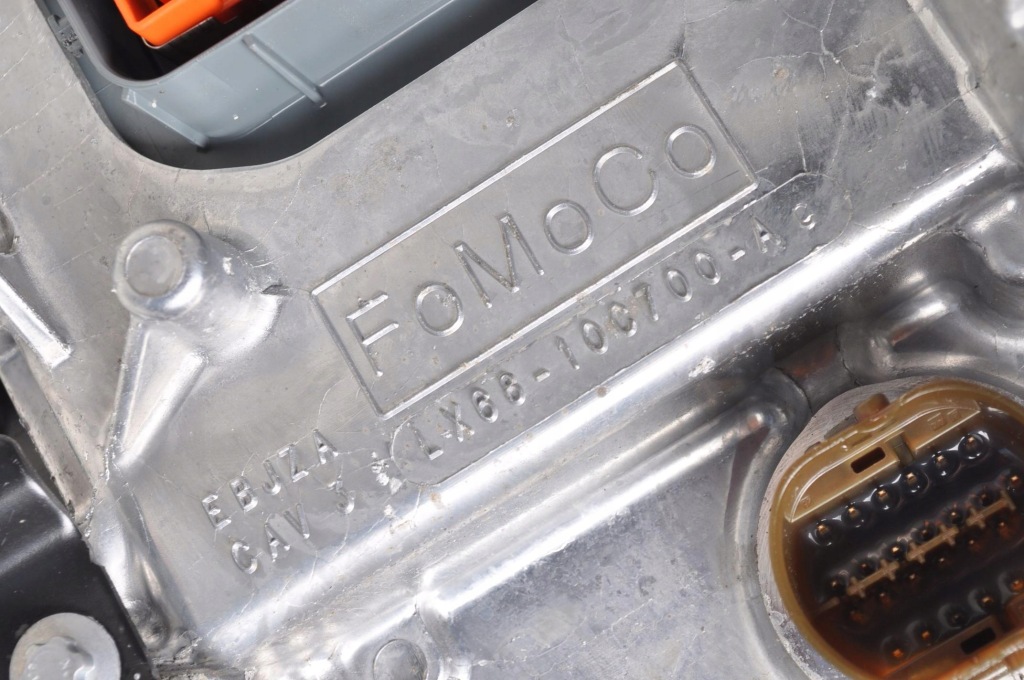 фото №12, Kuga iii mk3 2.5 акумулятор pz1810b759bb lx68-10c700-ac lx68-10c699-aa 8tys!!!