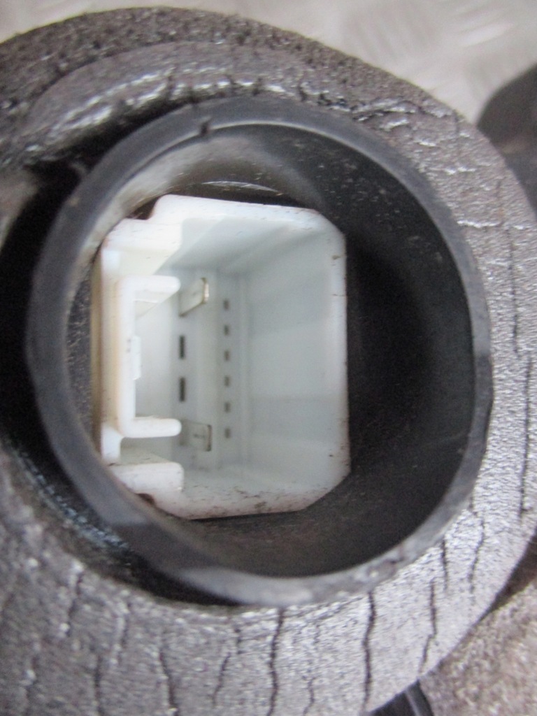 фото №7, Замок правый перед corolla verso ii 04-08r