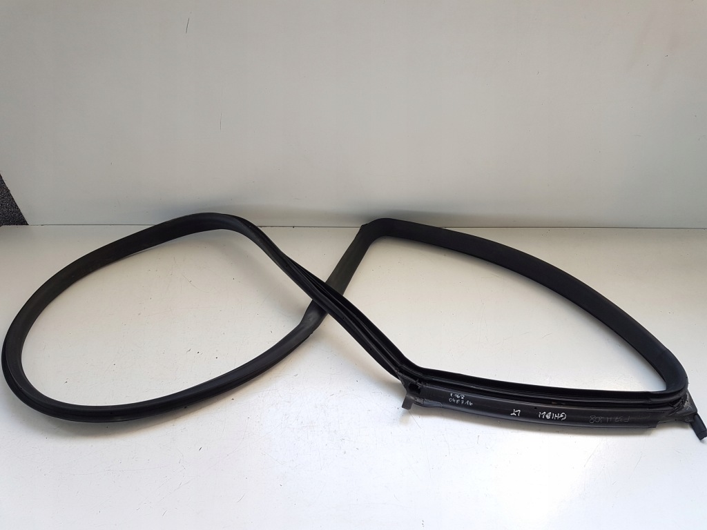 фото №1, Прокладка дверь левая задняя maserati ghibli m157 13-