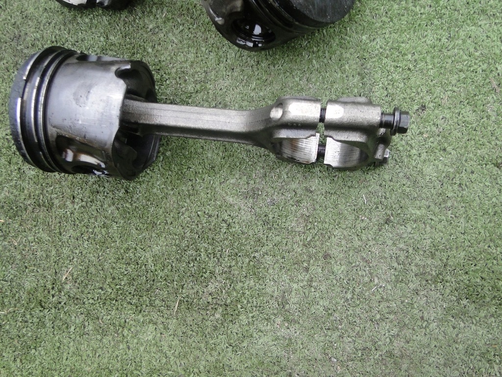 фото №1, Opel insignia a 2.0 cdti 16v поршень + шатун