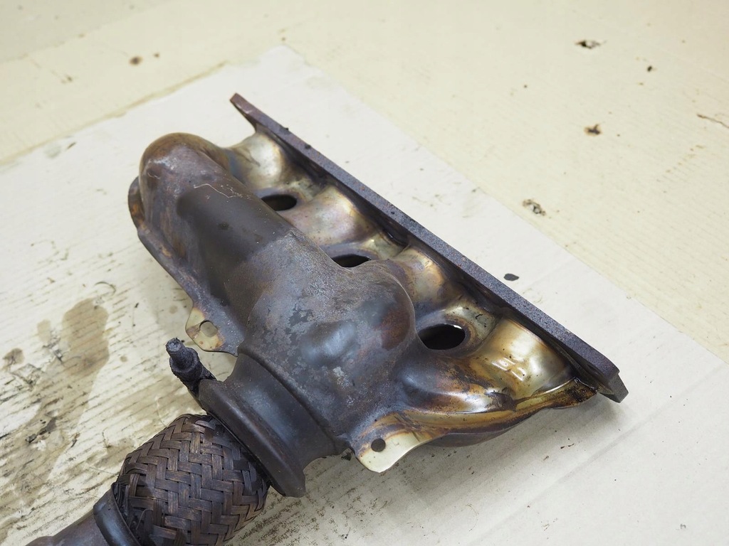 фото №12, Коллектор выпускной peugeot 307 2,0 16v ew10