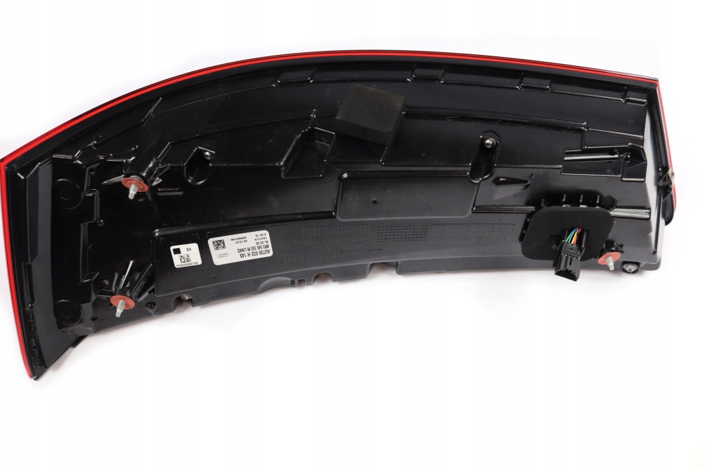 Задние фонарь  led фара задняя левая audi q7 4m Цена