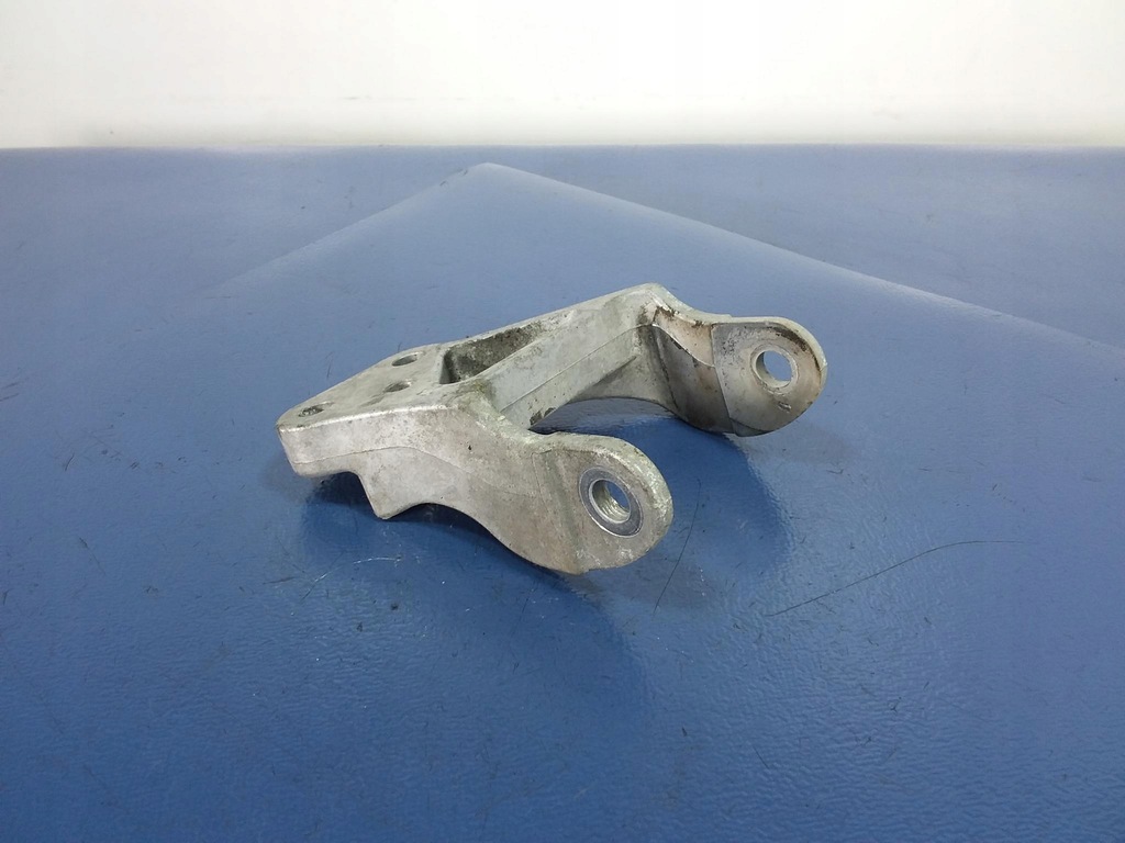 фото №4, Lancer viii 1.5b 109km кронштейн двигуна верхній права