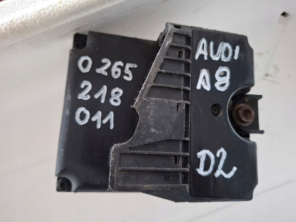 фото №1, Audi a8 d2 насос abs 0265218011