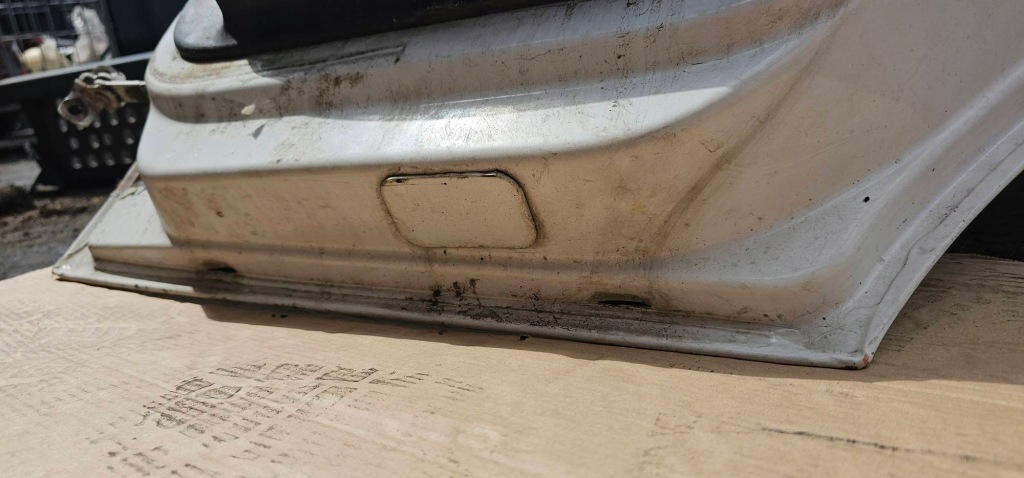 Двері праве перед mercdes-benz axor 2528l Доставка