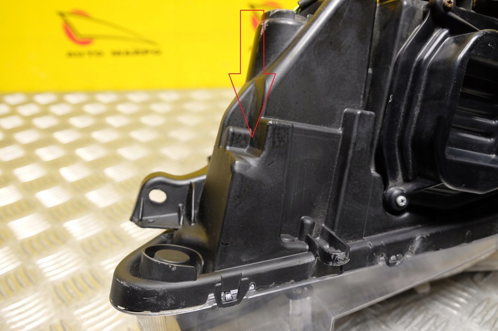 фото №14, Toyota avalon lift 2015- фара лампа full led правая usa