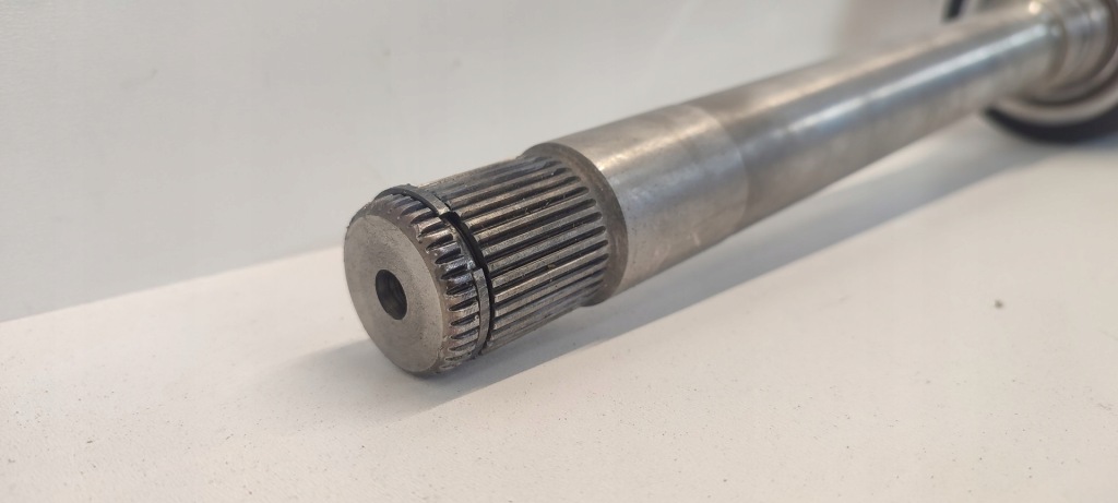 Mercedes gle53 a167 приводной вал правая  перед a1673309001 Недорого