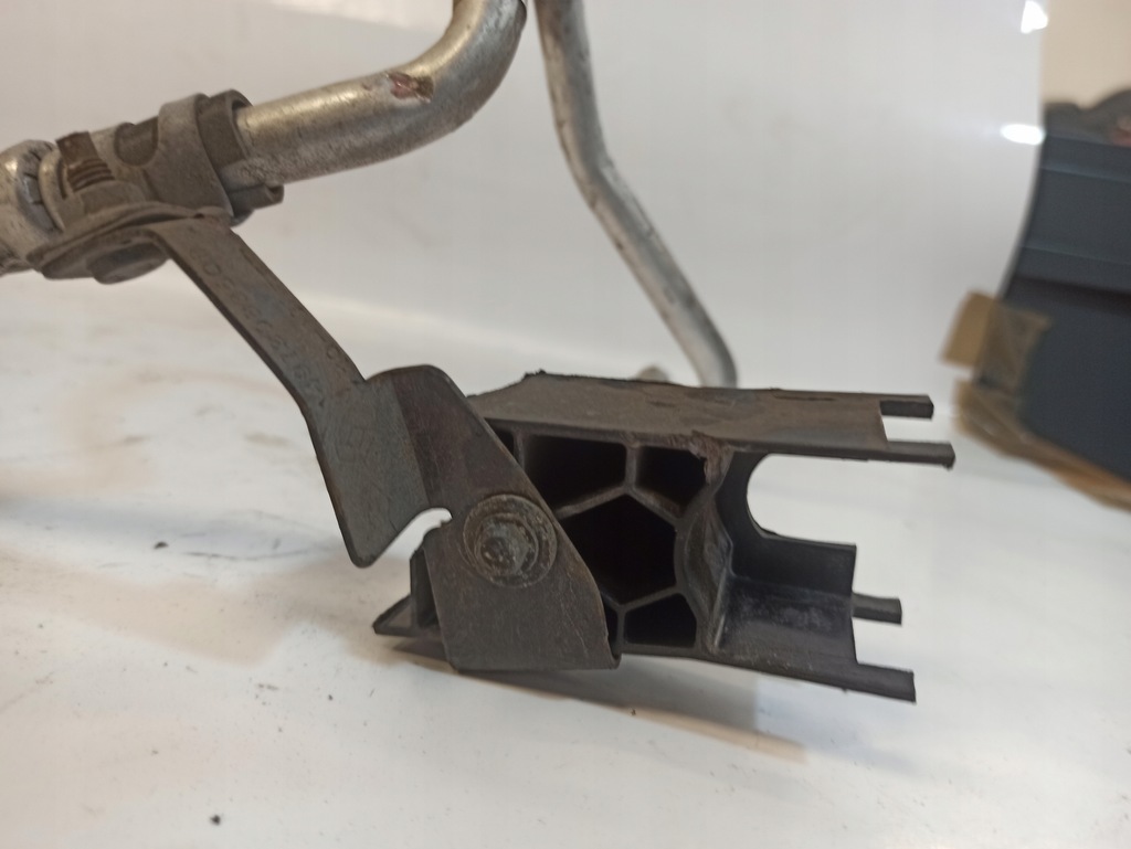 фото №14, Renault clio iv трубка шланг кондиционера 924901662r