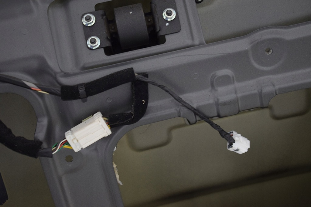 фото №7, Кришка багажника задня задня kia sorento ii lift + камера