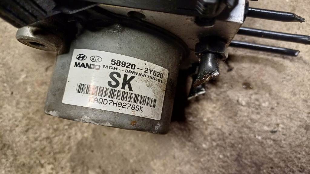 фото №4, Hyundai ix35 насос abs 58920-2y620