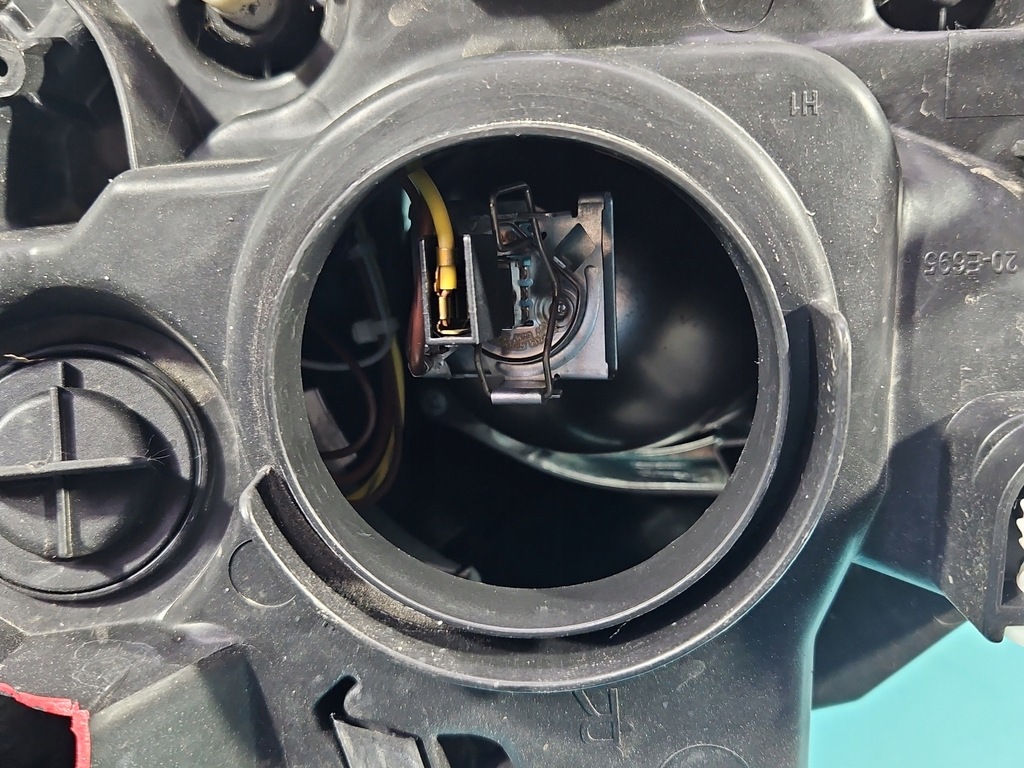 фото №13, Фара правый лампа перед renault captur i 13-17 europa