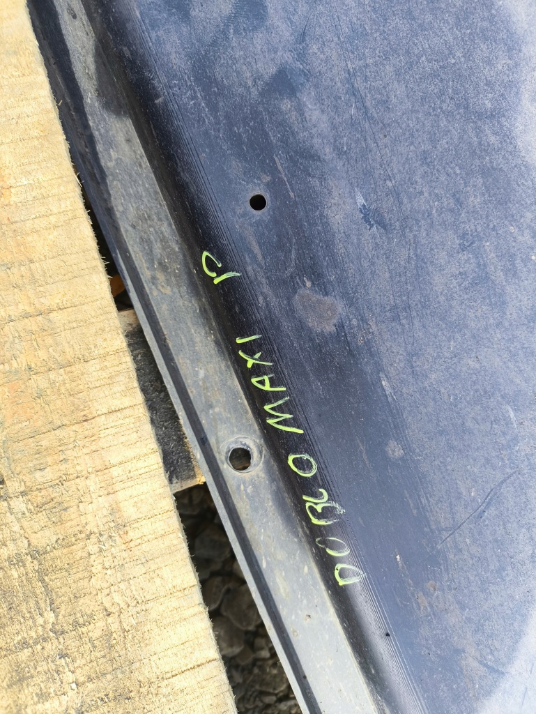 Fiat doblo плита накладка підвіска права ? в Україні