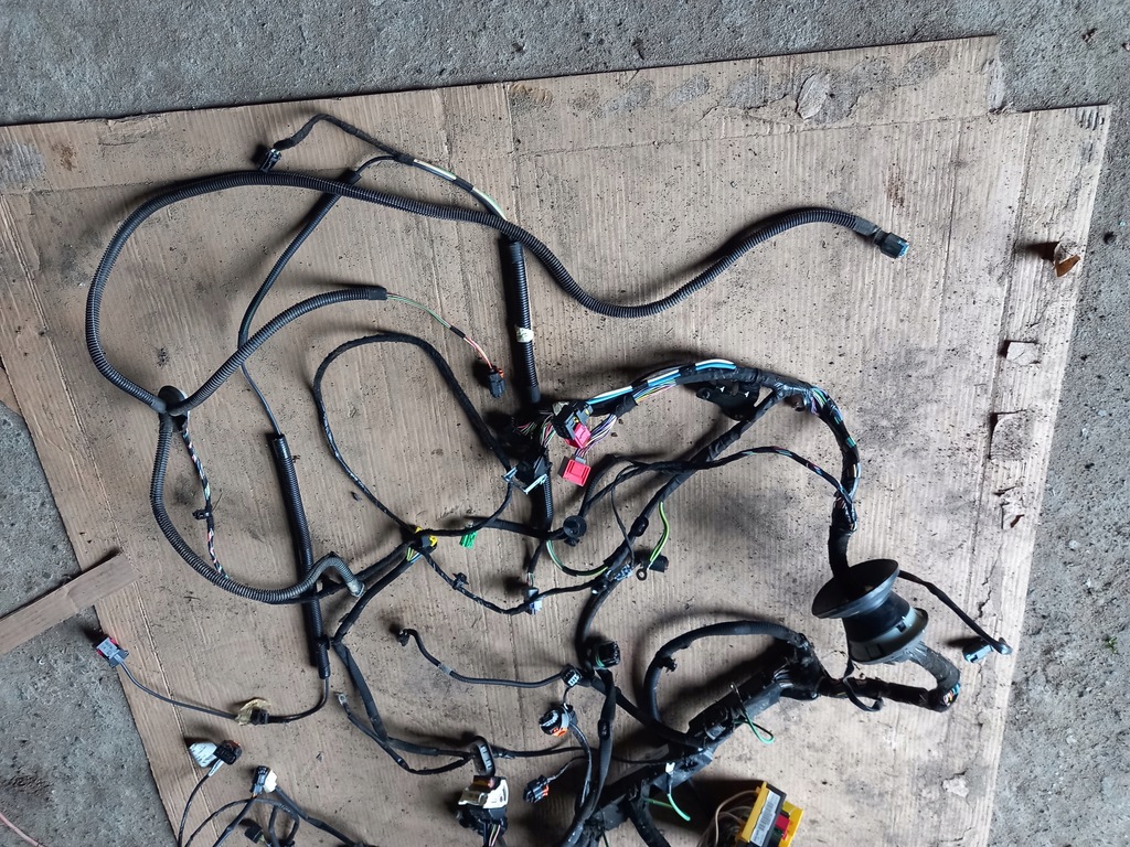 фото №7, Peugeot 2008 1.2b джгут електропроводка стіни