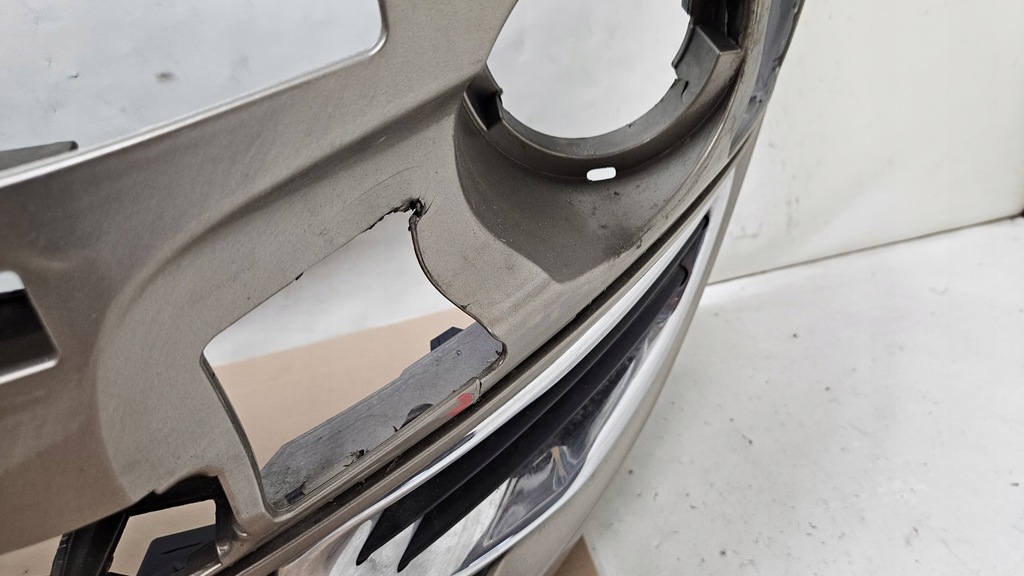 фото №6, Бампер перед передний citroen c3 picasso оригинал