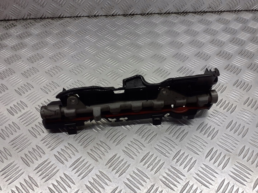 Купити Молдинг упорскування renault scenic ii 1.9 dci 8200527247