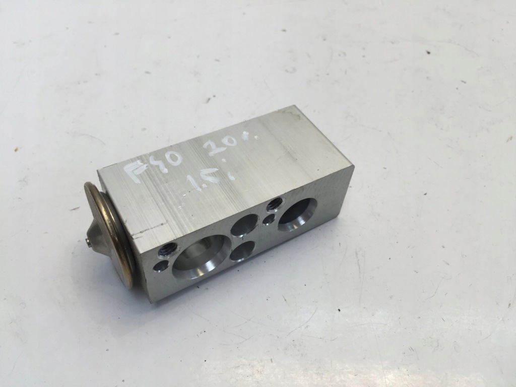 фото №1, Bmw 1 f40 2 f44 клапан расширительный кондиционера 6845415