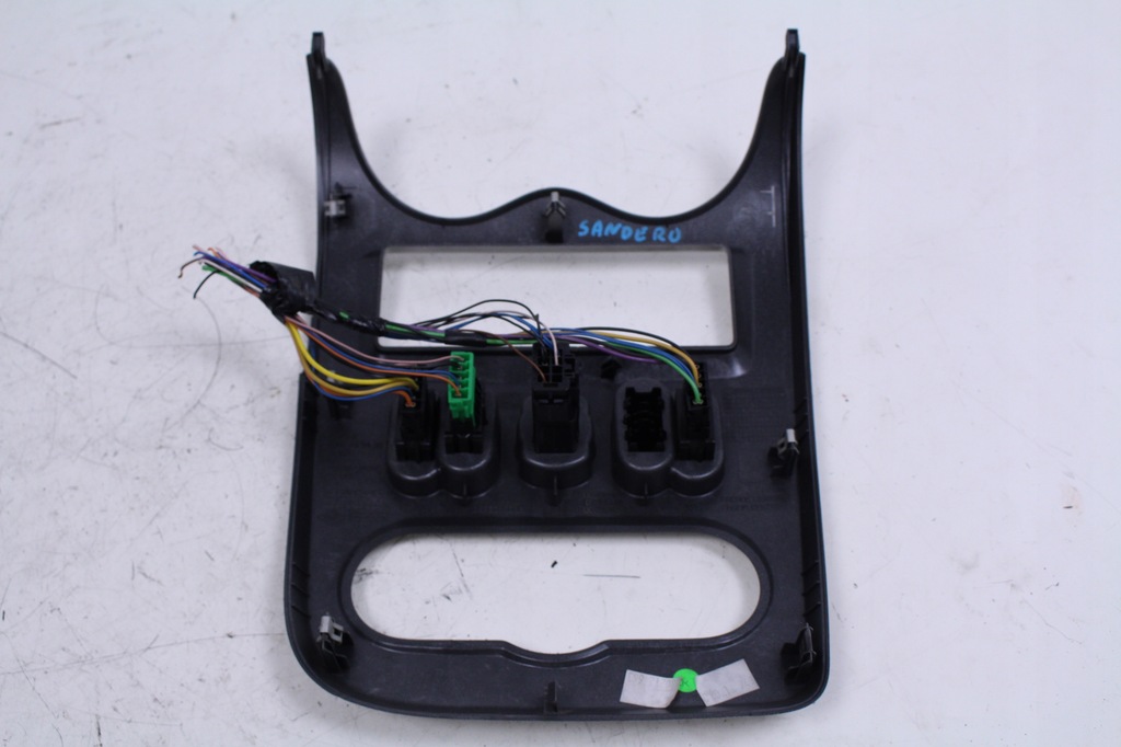 фото №4, Рамка панель dacia sandero