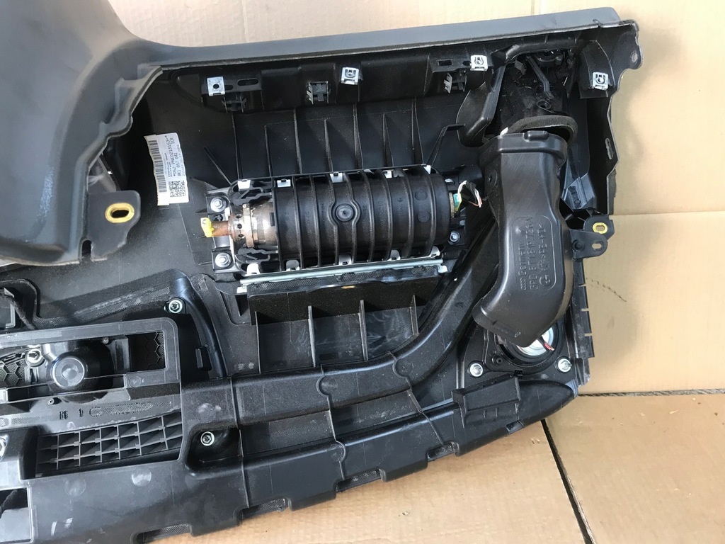 фото №15, Audi a4 b8 панель приладів приладова консоль панель приладів подушки безпеки ремені