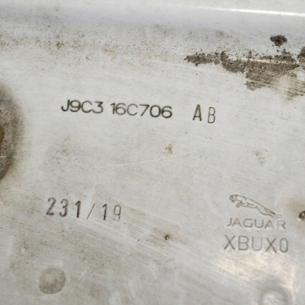 Jaguar e-pace 2019 панель крепления радиатора / верх с Разборки