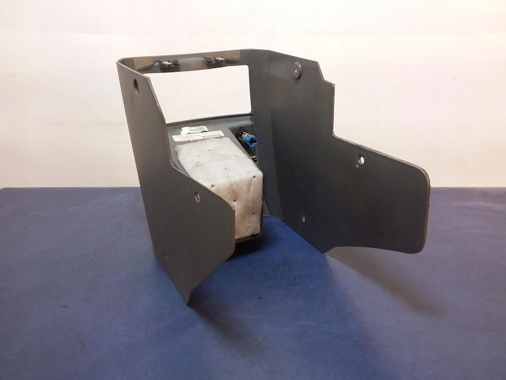 фото №4, Chrysler town country v консоль средняя