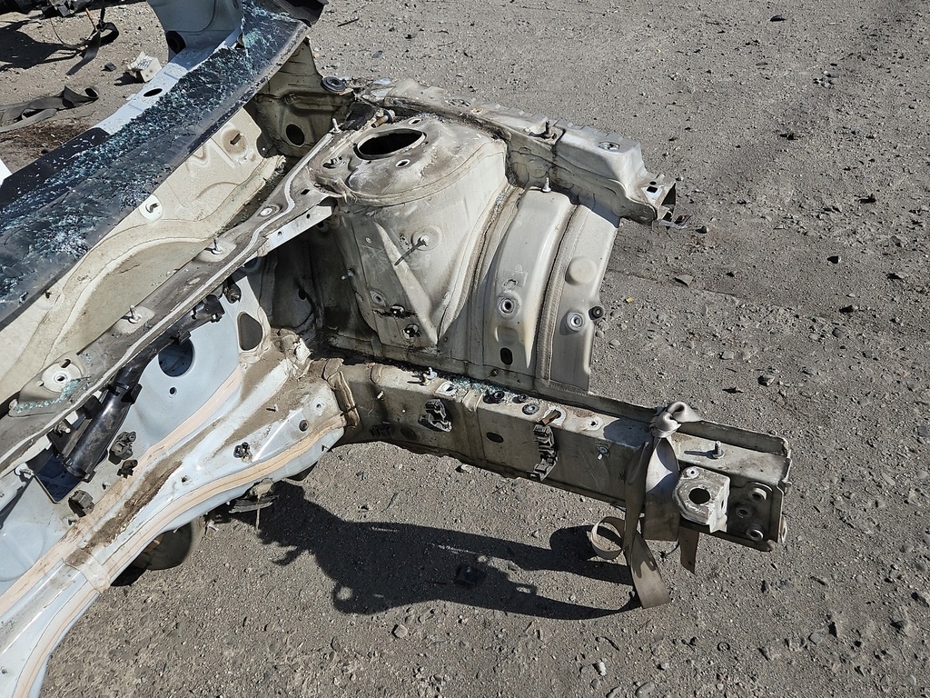 фото №4, Лонжерон ліва підкрилок чверть перед mercedes w246