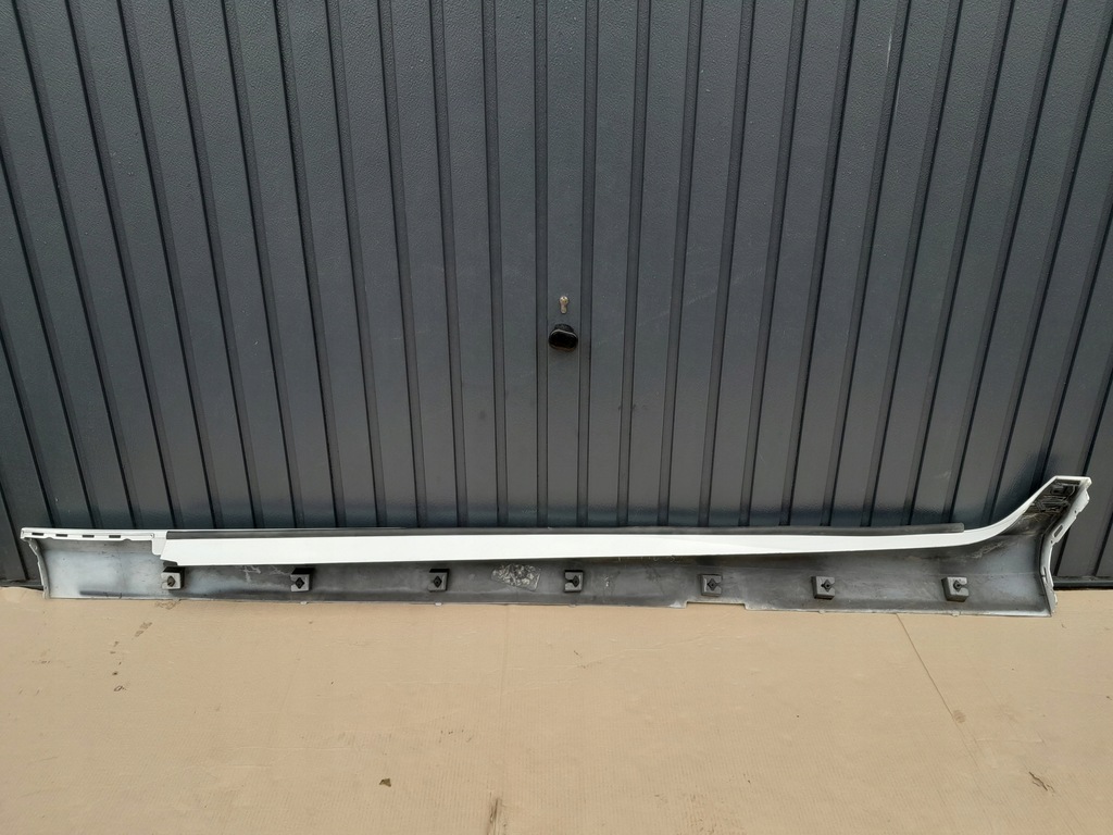 фото №6, Volvo s60 v60 iii 3 молдинг накладка порог правая