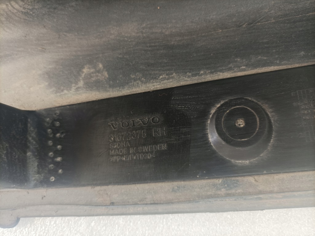 фото №8, Молдинг порог правая volvo xc90 ii 31672375