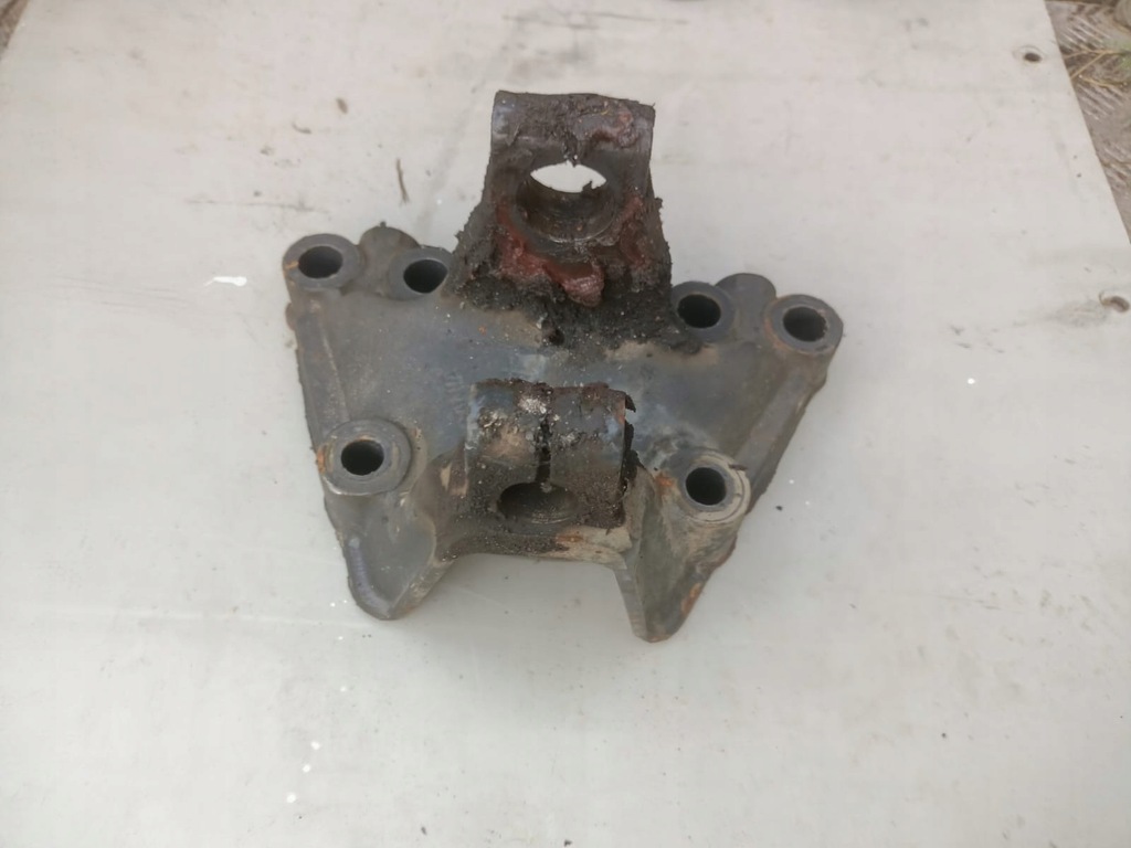 фото №1, Кронштейн ресора передній scania r s кронштейн кронштейн 1785814