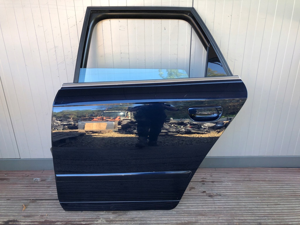 фото №1, Audi a4 b7 kombi дверь левый задняя