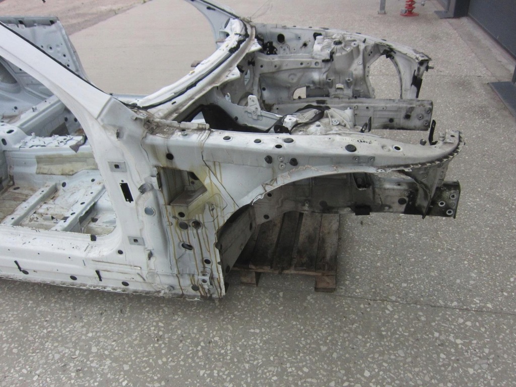 фото №3, Bmw f12 f06 четверть лонжерон подкрылок чашка