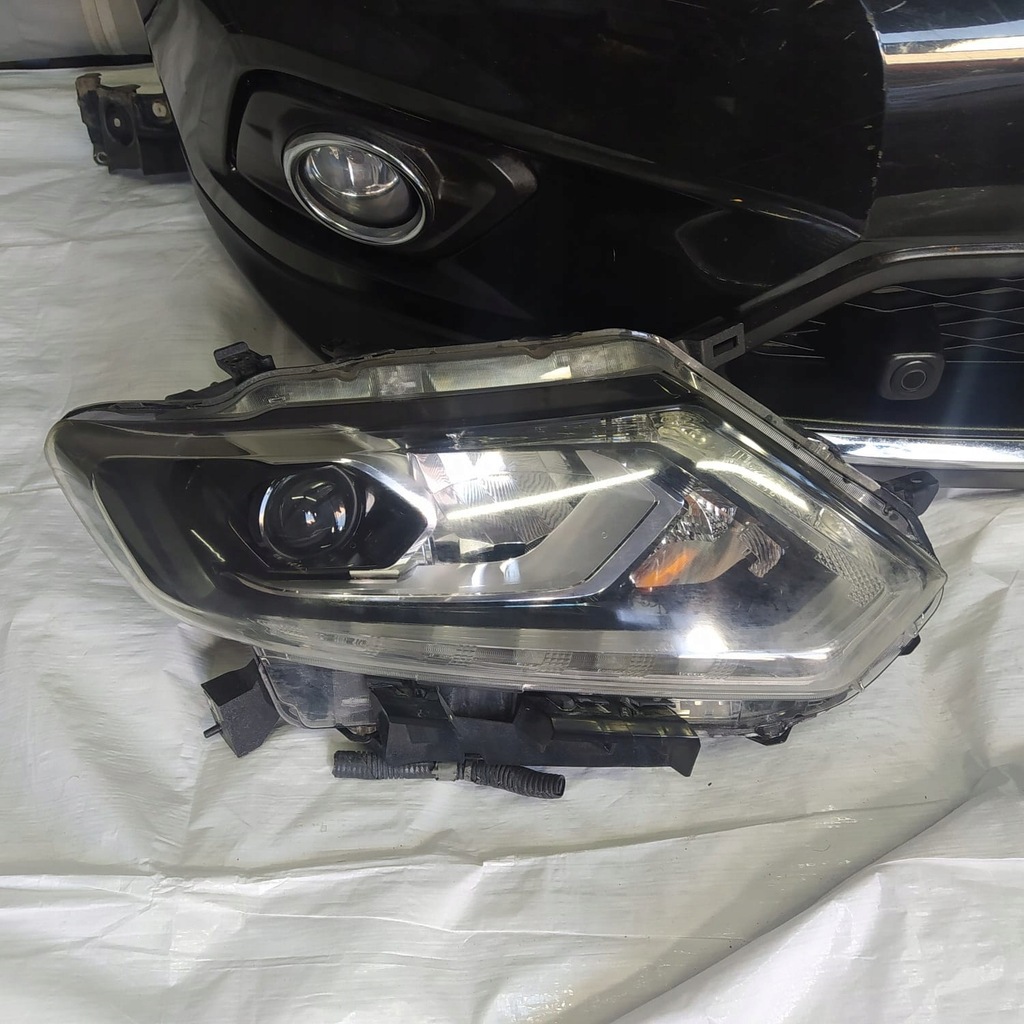 фото №7, Nissan x-trail t32 бампер капот лампи перед 4xpdc