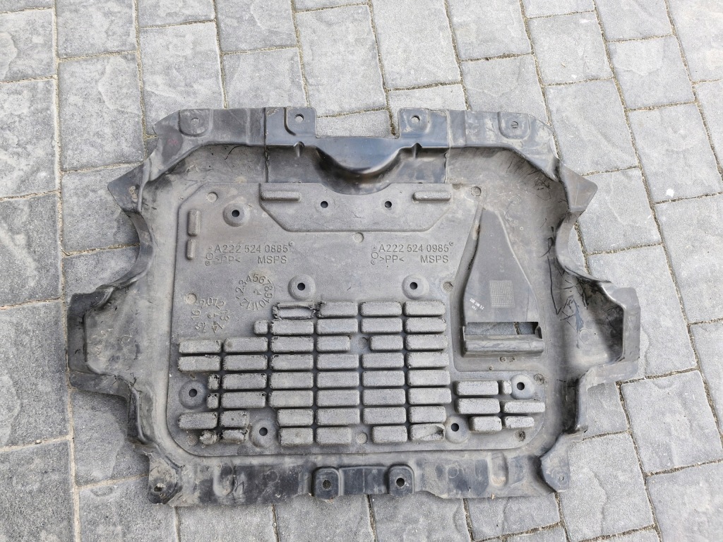 Купить Mercedes s-klasa w217 amg накладка двигателя