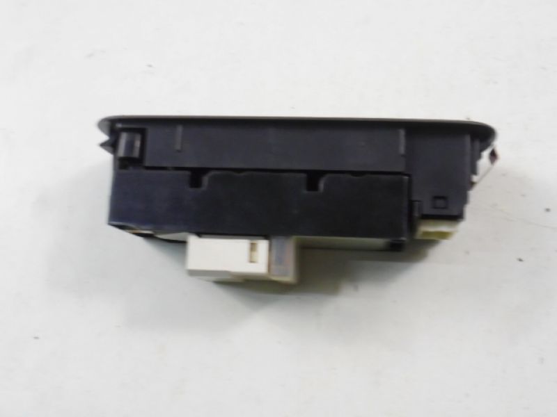 фото №5, Suzuki liana 01-04 выключатель окон перед левый