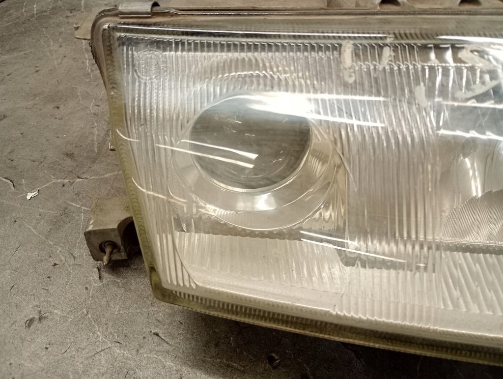 фото №2, 143116-00re фара правий alfa romeo 145 hella